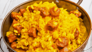 receta-risotto-con-salchichas